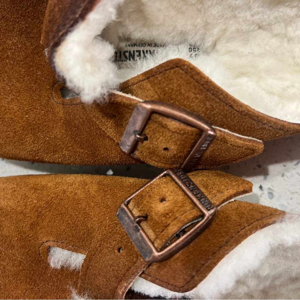 Birkenstock NEW Tan/Brown Suede Shearling Bosten Clogs sz 39 Sz 7.5 Women’s - Picture 11 of 16